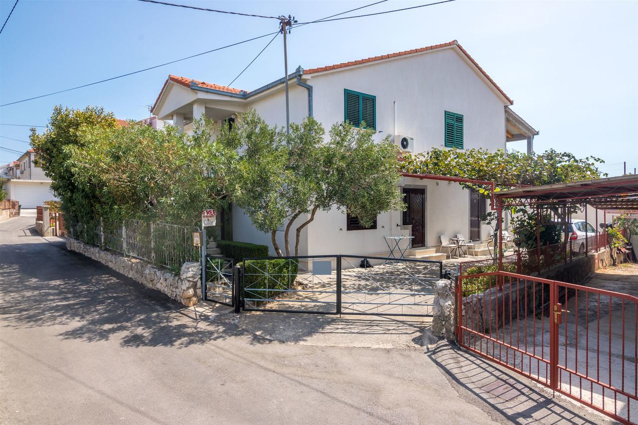 Apartment And Rooms Ruza Trogir Dış mekan fotoğraf